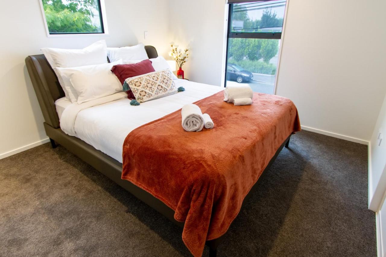 2 Bed Paradise Near Hagley Park Apartment Крайстчърч Екстериор снимка